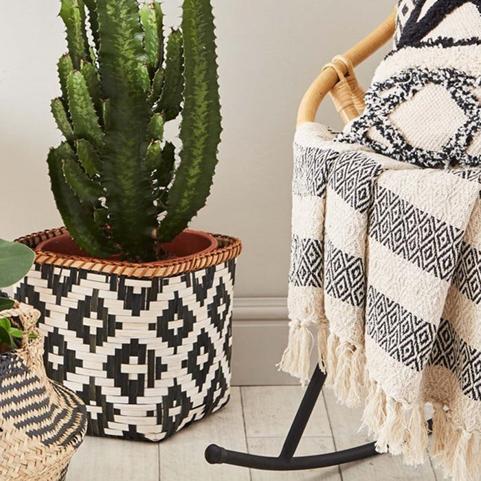 Geo to Go - earthy modernist fits the bill