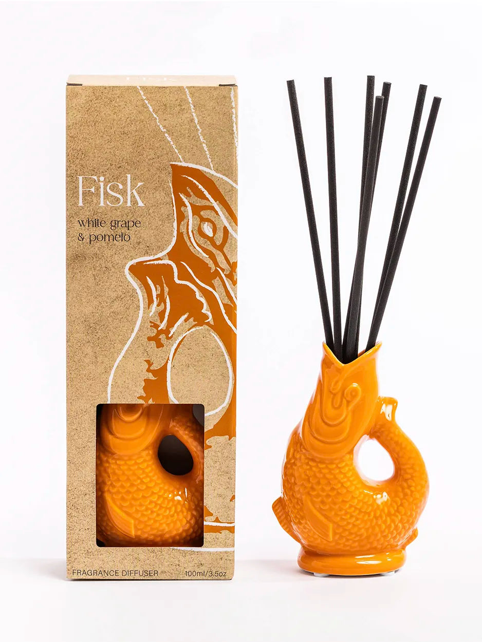 This fabulous diffuser is made in England and filled with 100ml of the tantalising fragrance of white grape and pomelo.